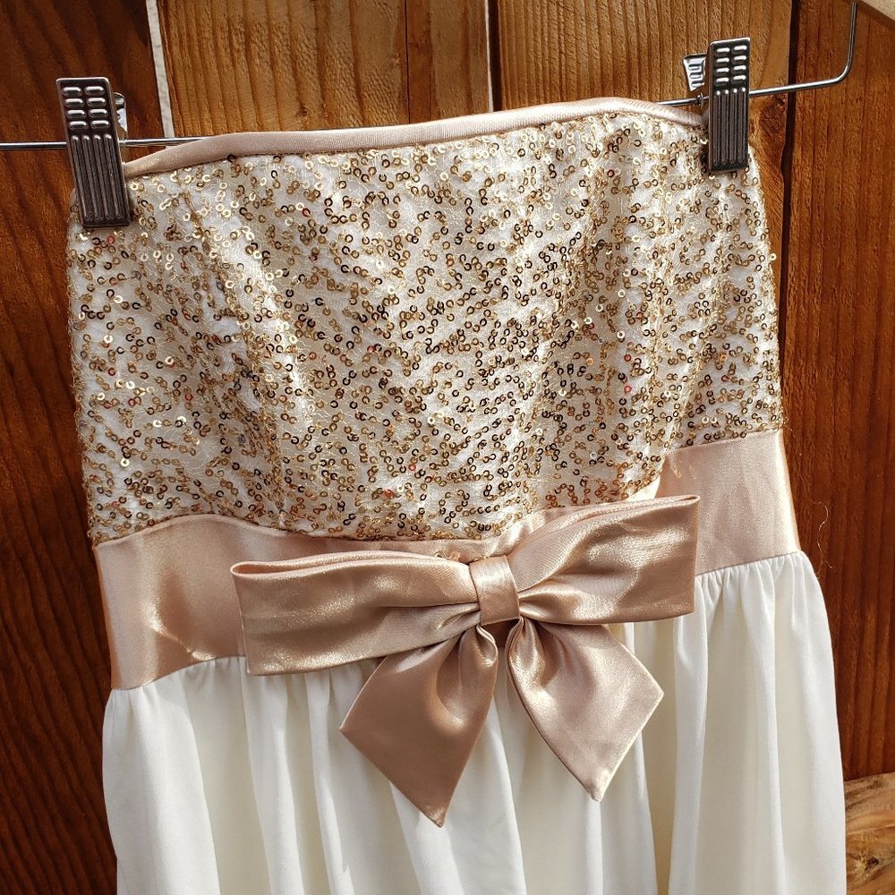 Jessica McClintock for Gunne Sax Size Gold Sequin with Bow Strapless Dress